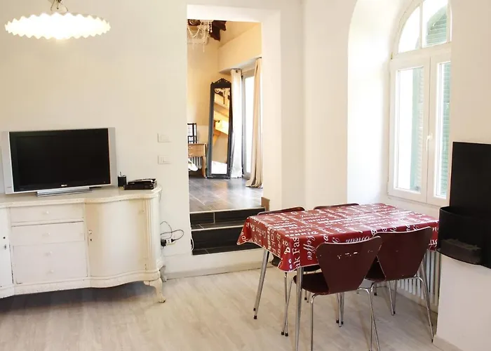 Gioia أكوي تيرمي