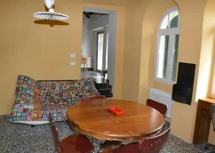 Gioia أكوي تيرمي